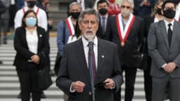 Congreso de Perú rechaza inhabilitar durante 10 años al expresidente Francisco Sagasti