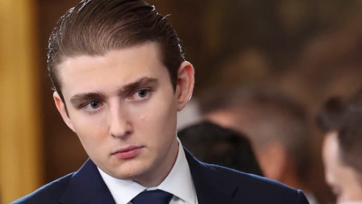 Presidente del Colegio Republicano de la Universidad de NY dimite tras comentarios sobre Barron Trump