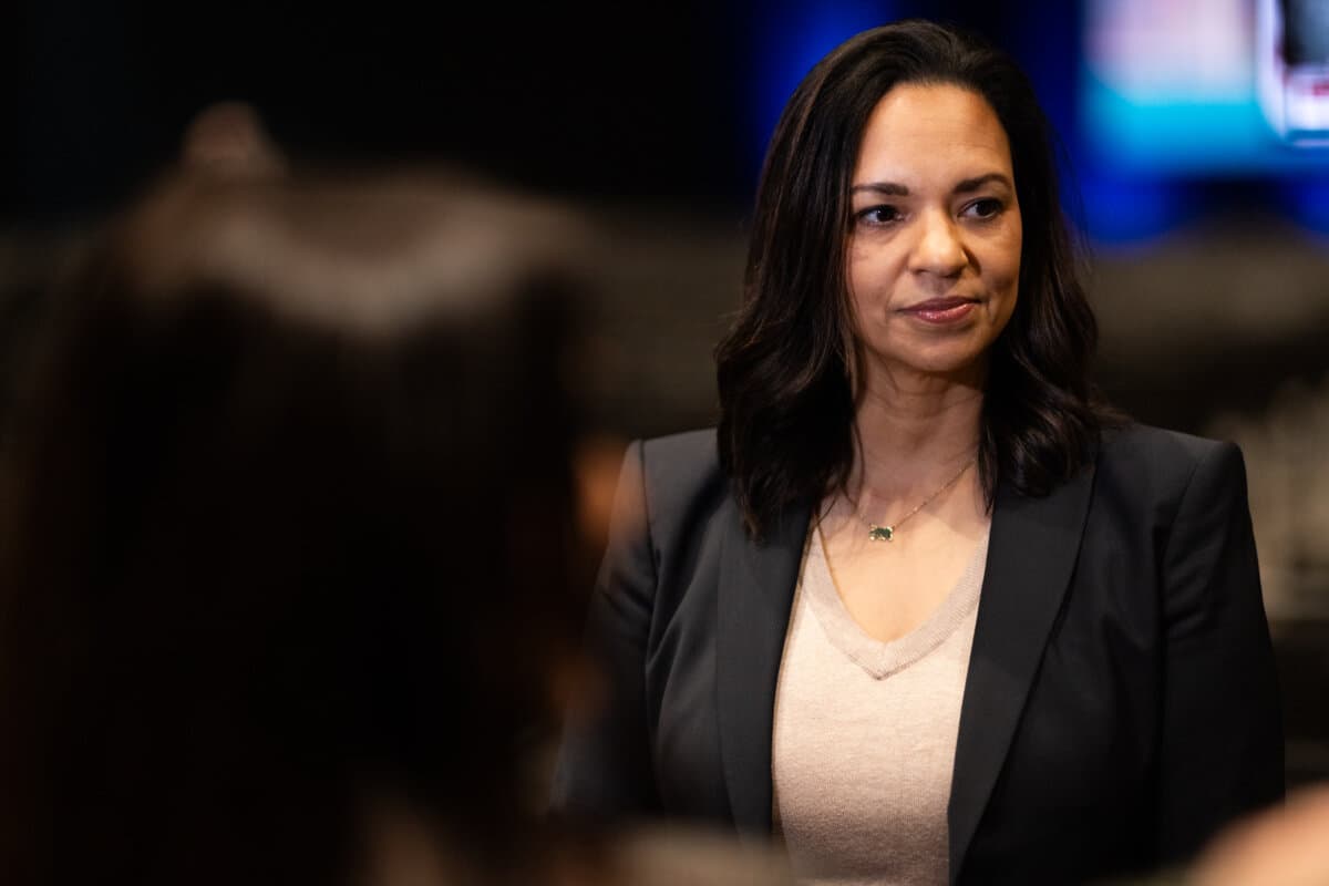 La presidenta del Partido Republicano de California, Corrin Rankin, habla en la convención del CAGOP en Sacramento, California, el 16 de marzo de 2025. (John Fredricks/The Epoch Times).