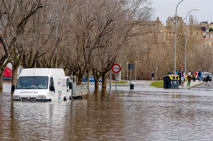España vigila fuerte crecida de varios ríos por las lluvias de últimas semanas