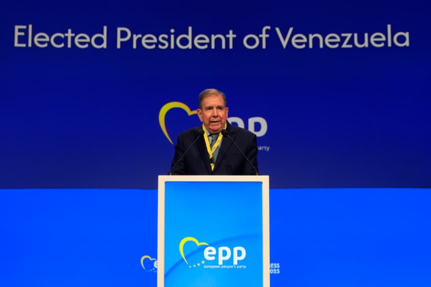 Edmundo González sale del hospital recuperado de una bajada de tensión