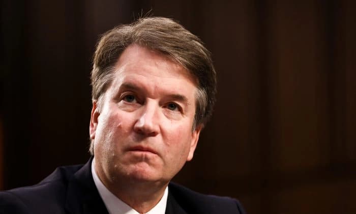 Kavanaugh dice que otras leyes le permiten a Trump imponer aranceles