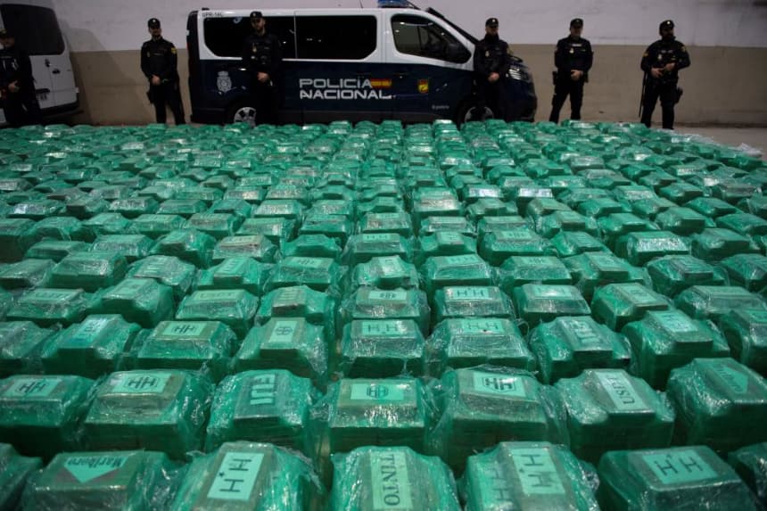 Intervienen en España mil kilos de cocaína procedente de Colombia y detienen 20 personas