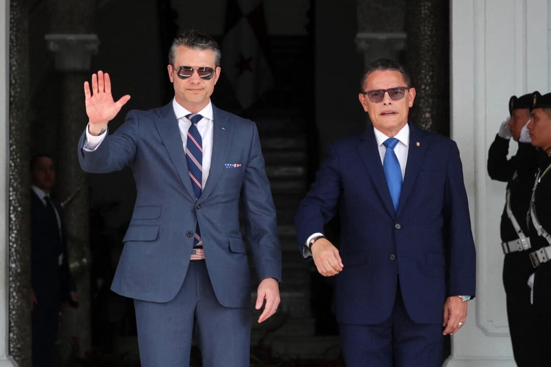 Hegseth promete cooperación entre EE. UU. y Panamá para frenar influencia china en el Canal