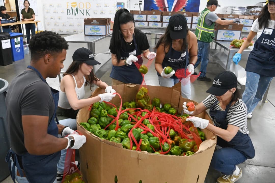 Gobernador de California pide al USDA restaurar fondos de USD 47 millones para ayuda en alimentos