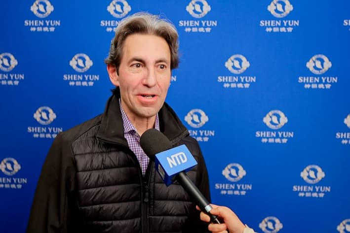 Frank Dellapolla disfrutó de Shen Yun en el Lincoln Center de Nueva York, el 6 de abril de 2025. (Cortesía de NTDTV)