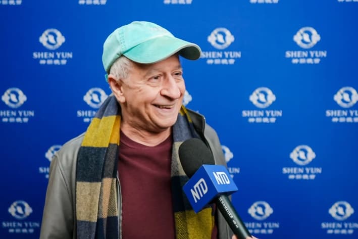 Joe Gianono disfrutó de Shen Yun en el Teatro David H. Koch del Lincoln Center, el 9 de abril de 2025. (NTD)