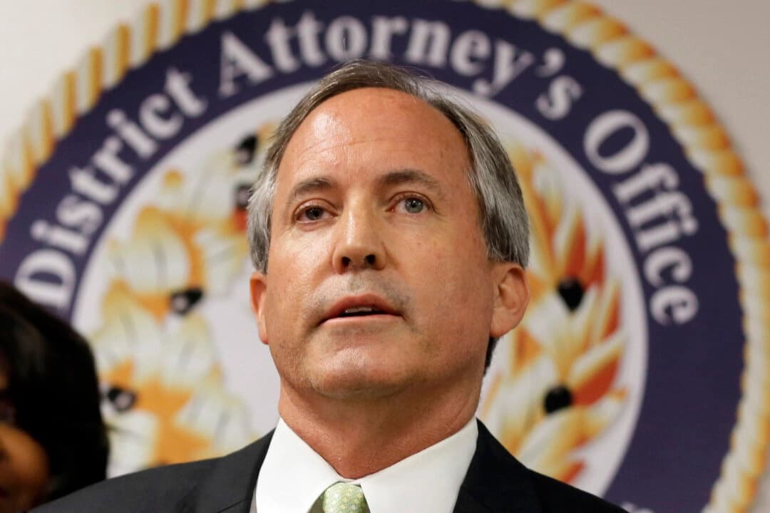 Acusan a seis personas en Texas por presunto fraude electoral