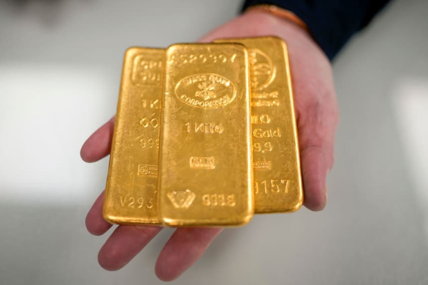 El oro sube un 2.6 % impulsado por nuevas tensiones arancelarias