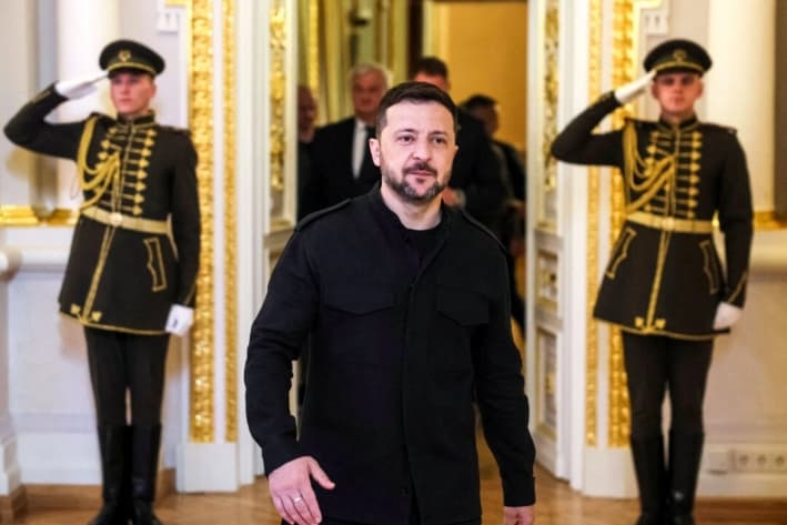 Zelenski pide aumentar la presión sobre Rusia tras bombardeo nocturno con drones y misiles