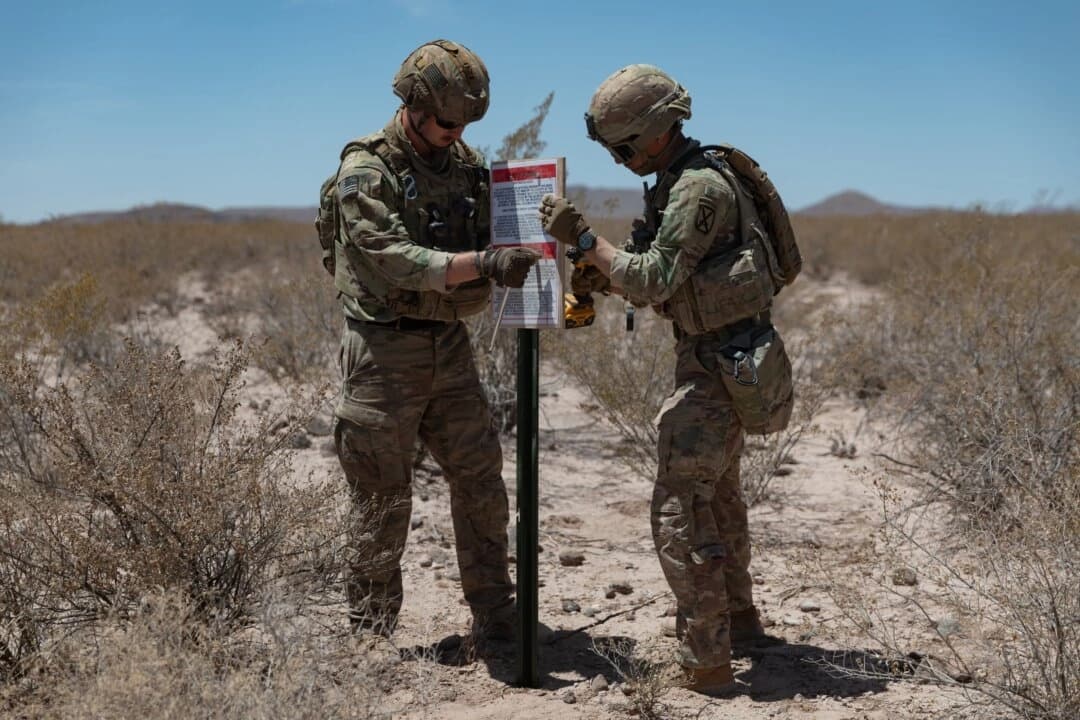 Ejército de EE. UU. realiza las primeras detenciones en la zona militar fronteriza con México