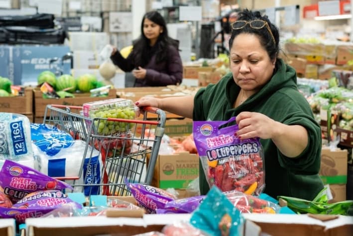La inflación PCE preferida por la Reserva Federal sube ligeramente