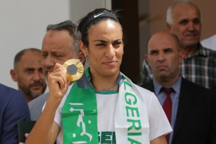 El presidente de la IBA afirma que Imane Khelif debe devolver la medalla de oro olímpica