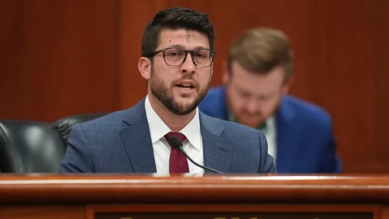 Fiscal de Florida exige a alcaldesa de Tampa revertir las "políticas santuario"