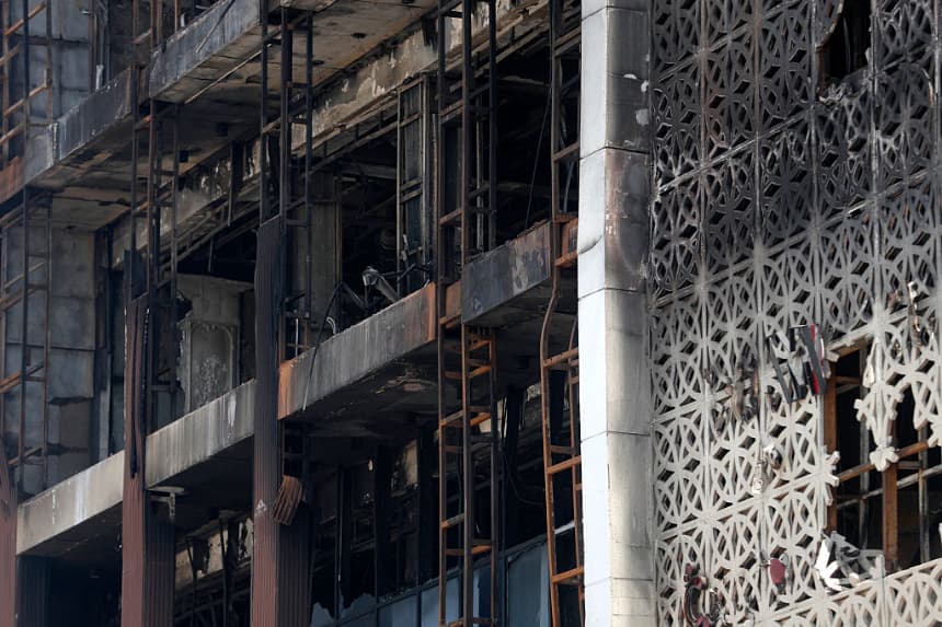 Al menos 63 muertos en incendio en un hipermercado en Irak
