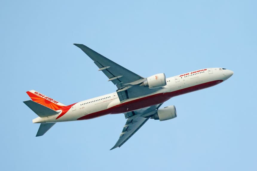 Un avión de Air India sale de pista mientras aterrizaba en Bombay sin causar víctimas