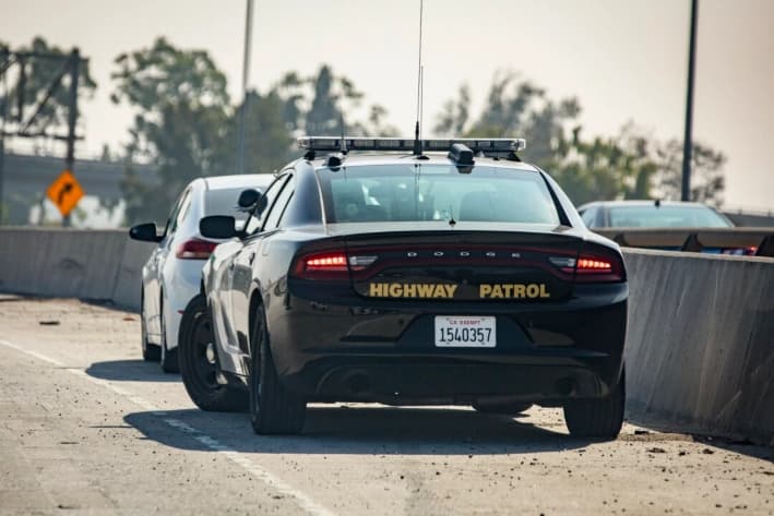 Californiano enfrenta cargos de asesinato por muerte de su hijo en accidente cuando estaba ebrio