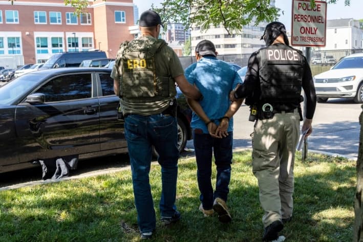 El DHS ha arrestado a más de 17,500 inmigrantes ilegales con la Ley Laken-Riley