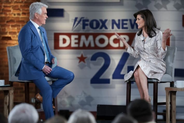 El presentador de Fox News, John Roberts, fue hospitalizado con malaria grave