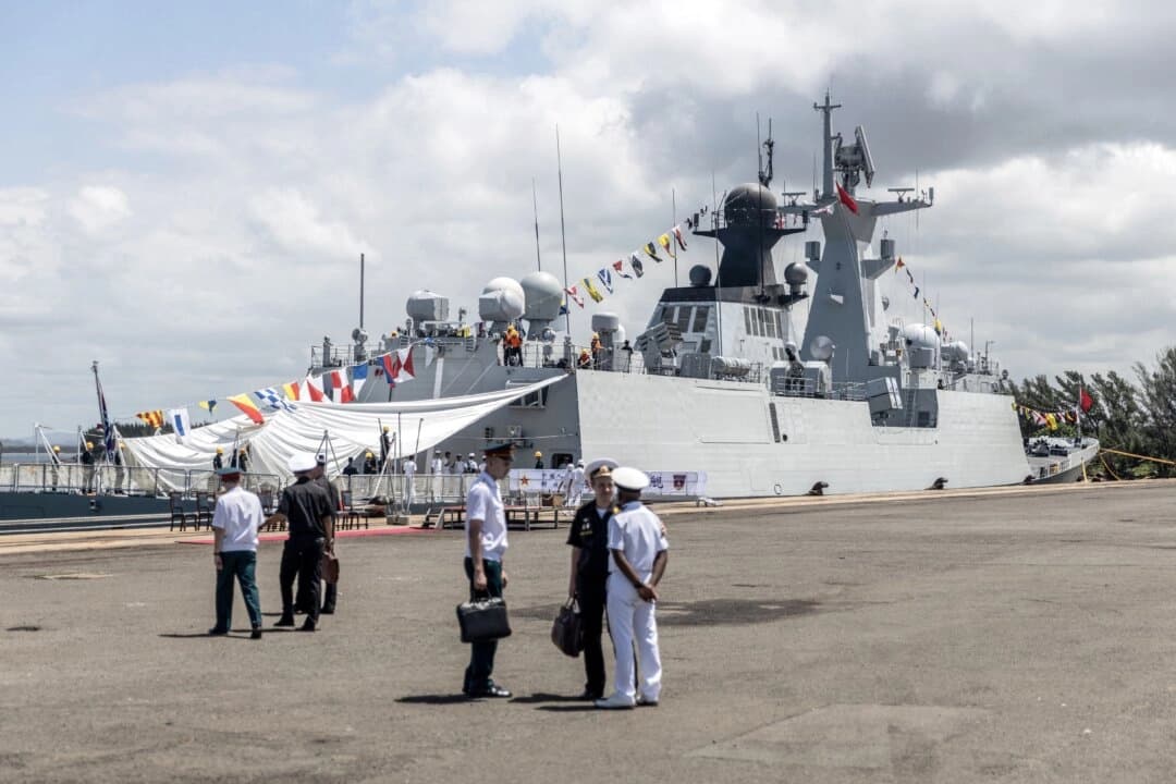 Sudáfrica pide a China posponer ejercicios navales que coinciden con posible viaje de Trump al G20
