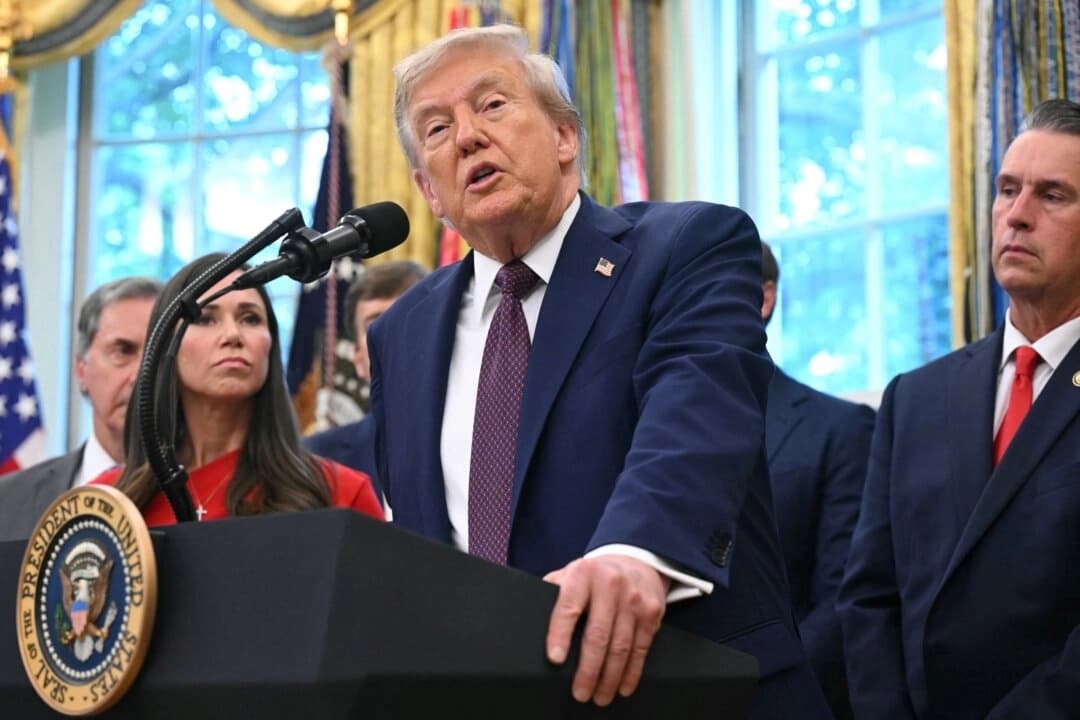 El presidente Donald Trump habla en el Despacho Oval de la Casa Blanca el 2 de septiembre de 2025. (Saul Loeb/AFP a través de Getty Images)
