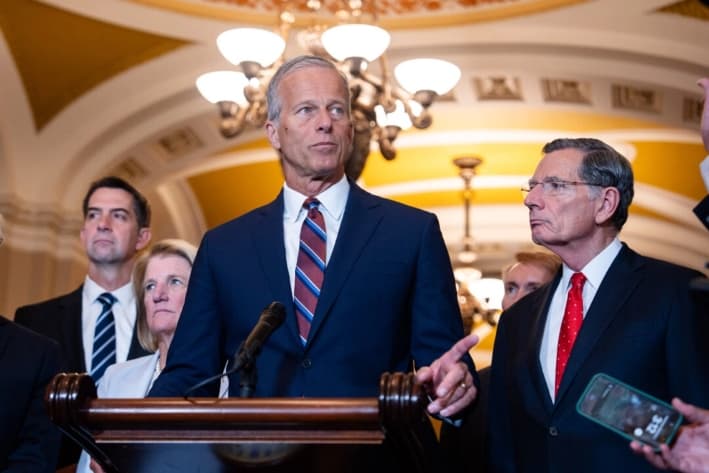 Thune avanza con la "opción nuclear" para confirmar a los candidatos de Trump: Lo que hay que saber