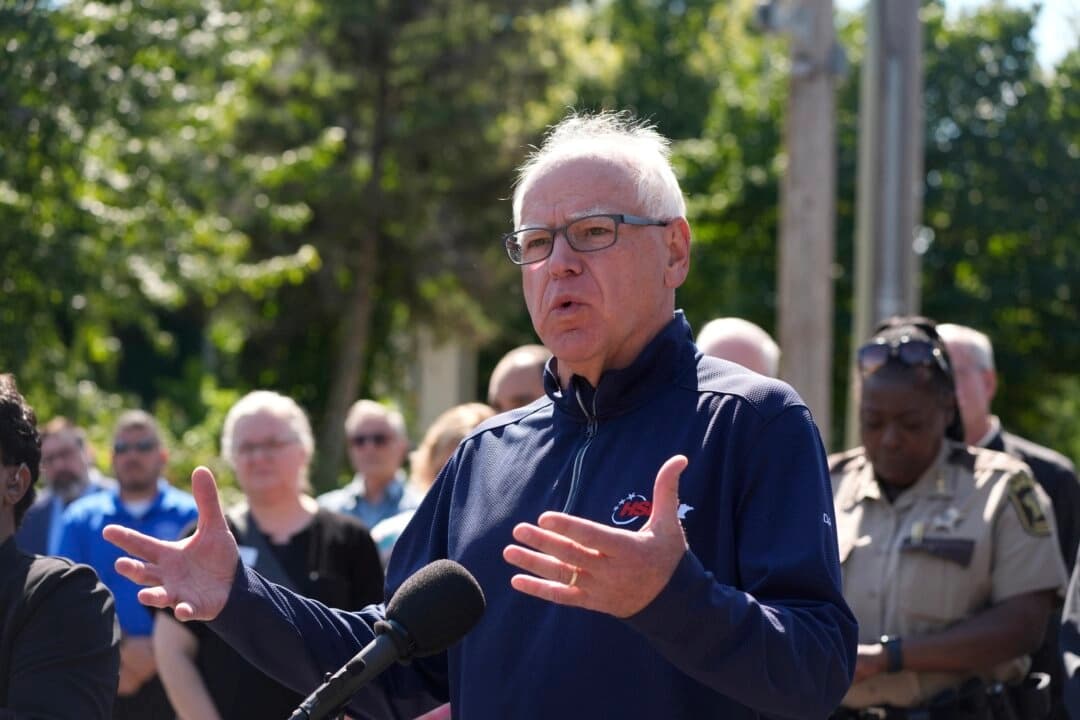 Tim Walz busca reelegirse por tercera vez como gobernador de Minnesota