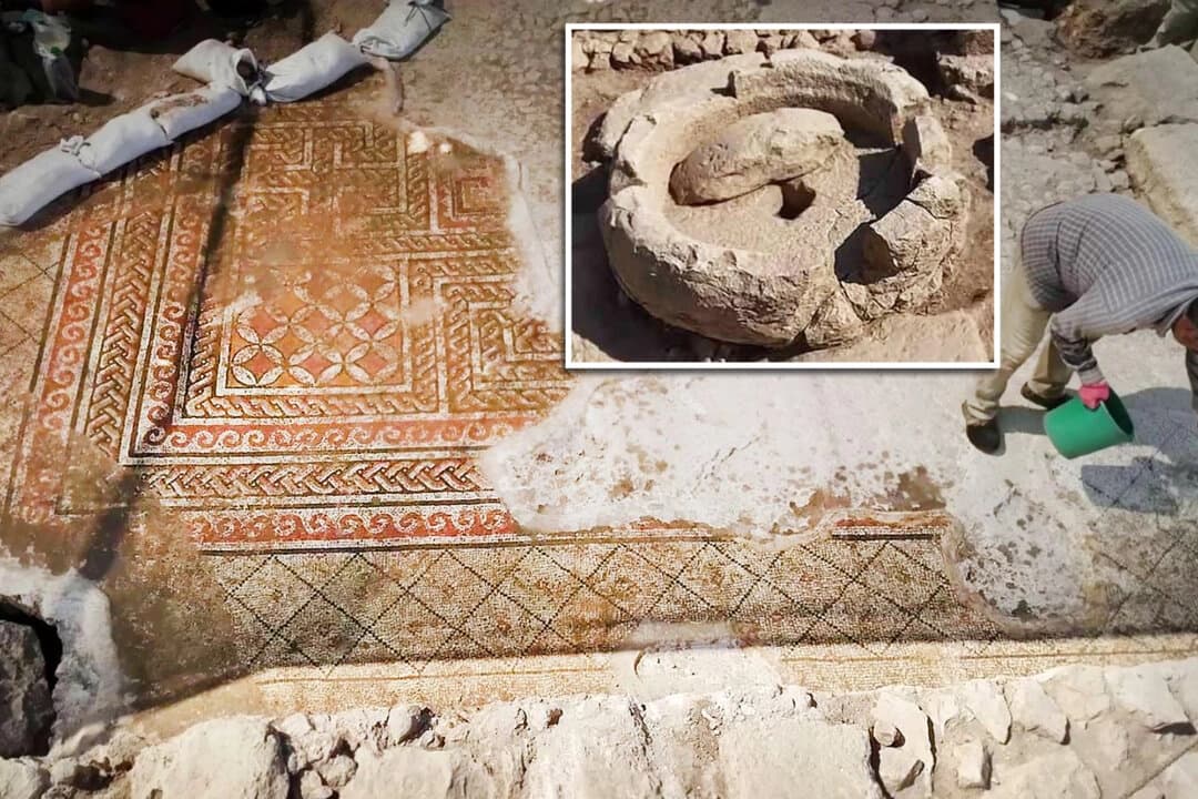 Arqueólogos descubren magnífico mosaico de la época bizantina en lujosa propiedad de 1600 años en Israel