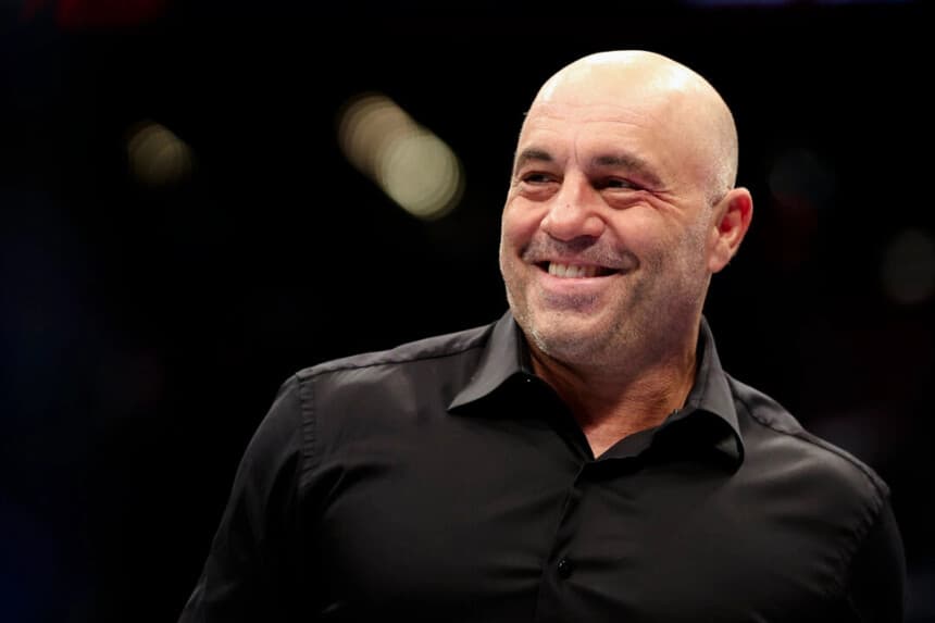 "Joe Rogan Experience" y "SmartLess", entre los 25 podcasts para nueva categoría de los Globos de Oro