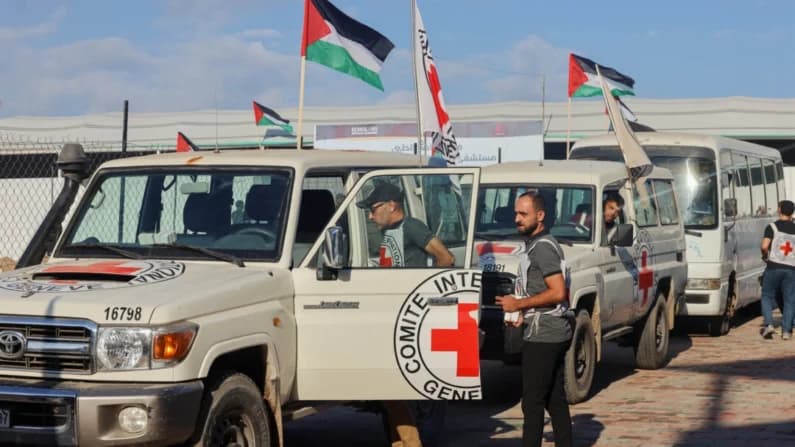 Devuelven cuatro cuerpos más a Israel mientras crece la preocupación por el estancamiento de Hamás