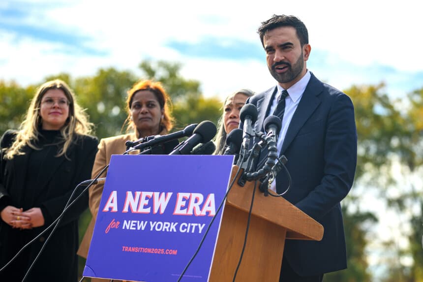 Alcalde de Nueva York reanuda desalojo de los campamentos de personas sin hogar