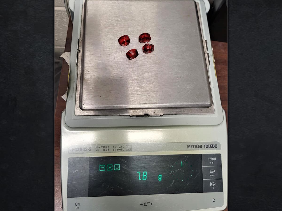 Gomitas con drogas que los traficantes daban a los niños para sedarlos. (Crédito: ICE)