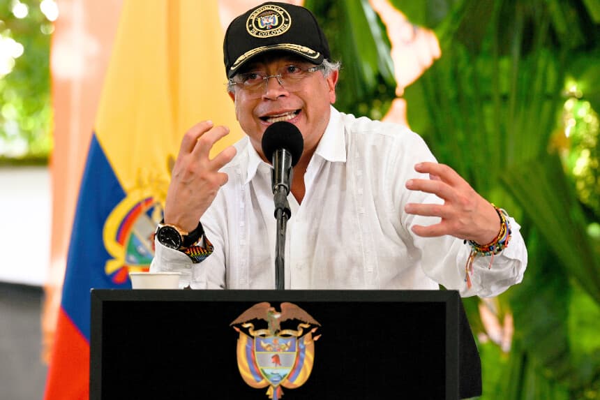 Petro suspende cooperación con EE. UU. tras ataques a embarcaciones sospechosas en el Caribe
