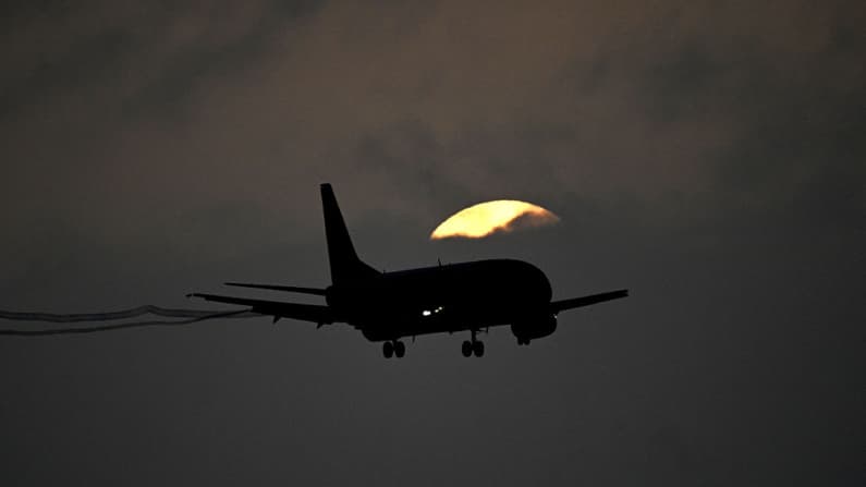 Varias aerolíneas internacionales cancelan vuelos a Venezuela tras advertencia de EE. UU.