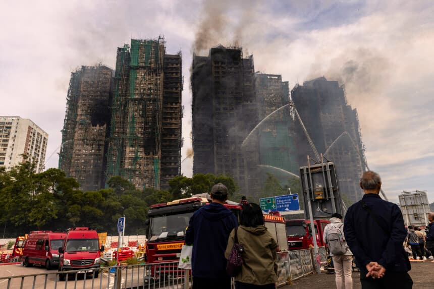 Operación de rescate en Hong Kong finaliza con balance de 128 muertos y cientos desaparecidos
