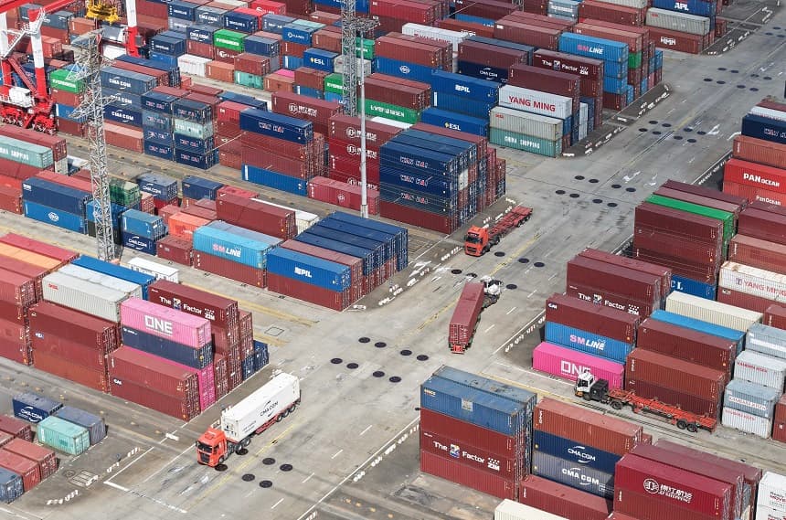 Aumenta oposición mundial a estrategia de exportación china tras aumento de desequilibrios comerciales