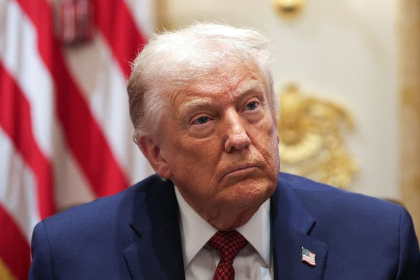 Trump plantea extender operaciones militares antidrogas a México y Colombia