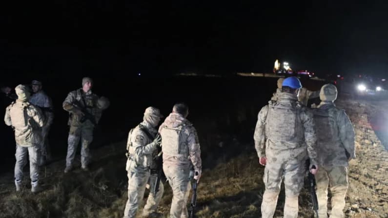 Muere el jefe militar de Libia y siete personas más en accidente aéreo tras despegar de Turquía