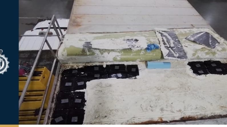 Hallan cocaína en puerto canadiense dentro de fruta congelada procedente de Colombia