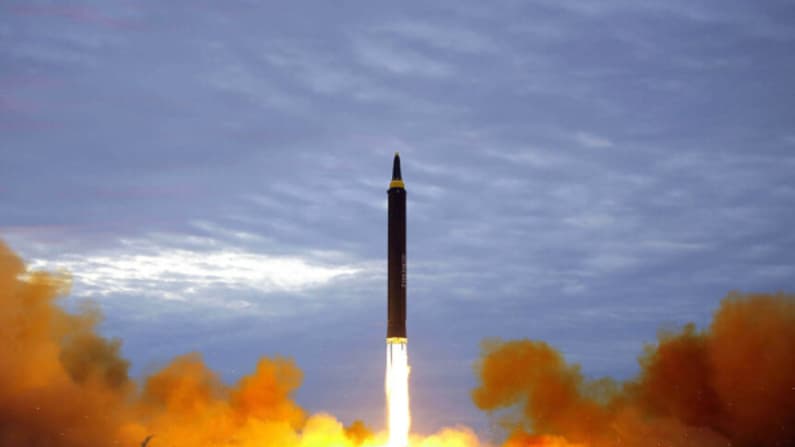 Corea del Norte lanza misiles de crucero tras construcción de su primer submarino de propulsión nuclear