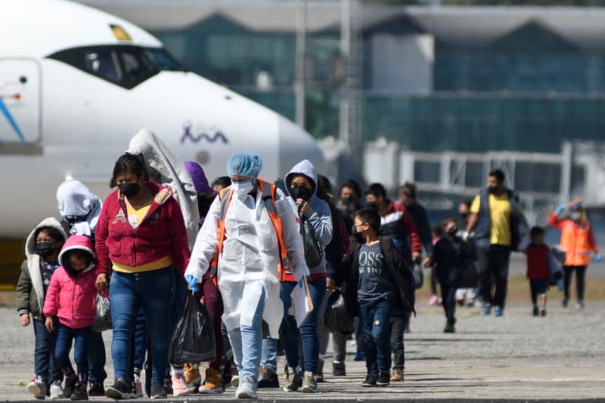 Detienen a más de 10,000 inmigrantes ilegales mayormente de México y Guatemala en Florida