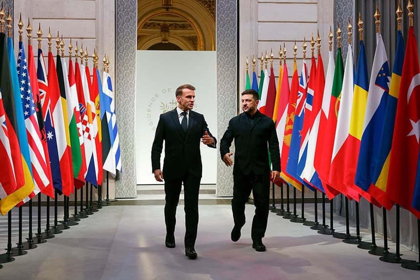 Zelenski visita París para mantener conversaciones con líderes europeos y enviados estadounidenses