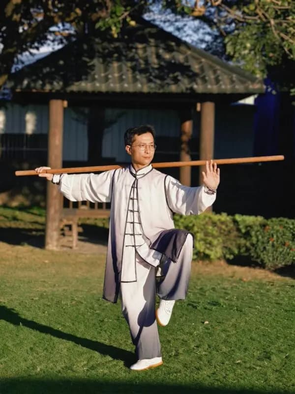 <em>Tu Jing-Wei practica Tai Chi. (Cortesía de Tu Jing-Wei)</em>