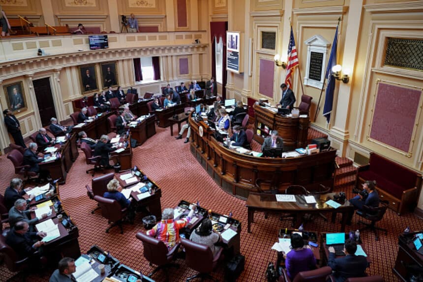 Sesión en el Senado en el Capitolio del estado de Virginia, el 8 de febrero de 2019 en Richmond, Virginia. (Foto de Drew Angerer/Getty Images).