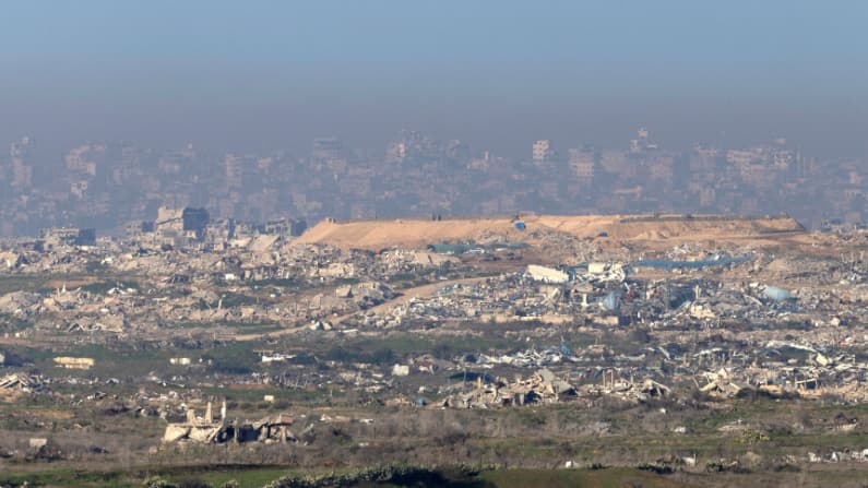 Miembros de la Junta de Paz ofrecen USD 5000 millones para reconstrucción y ayuda a Gaza: Trump