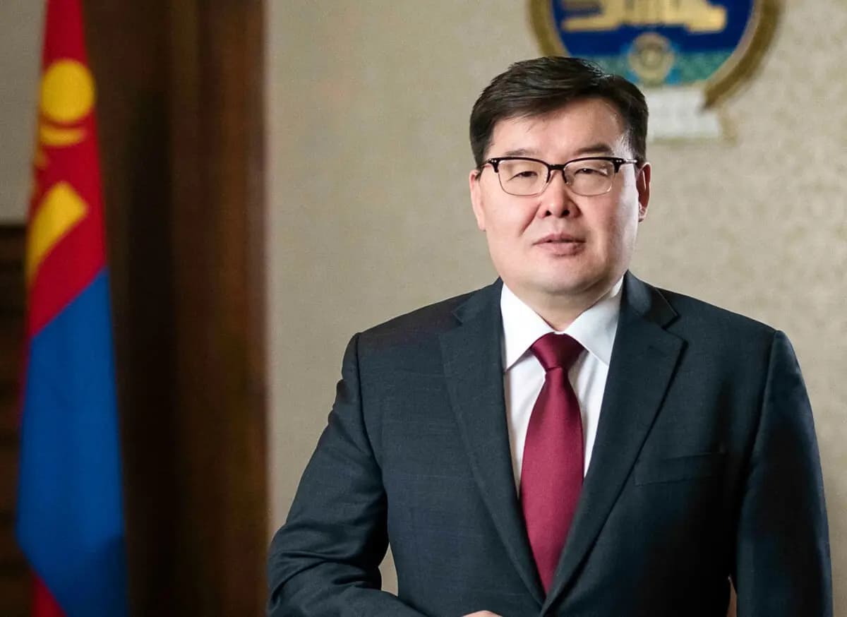 <em>El primer ministro de Mongolia, Gombojavyn Zandanshatar. (Erdenesana/CC BY-SA 4.0 vía Wikimedia Commons)</em>