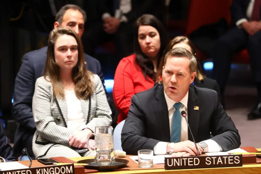 Mike Waltz, embajador de Estados Unidos ante las Naciones Unidas, habla durante una reunión del Consejo de Seguridad de la ONU sobre la situación en Irán en la sede de la ONU en la ciudad de Nueva York, el 15 de enero de 2026. (Michael M. Santiago/Getty Images)