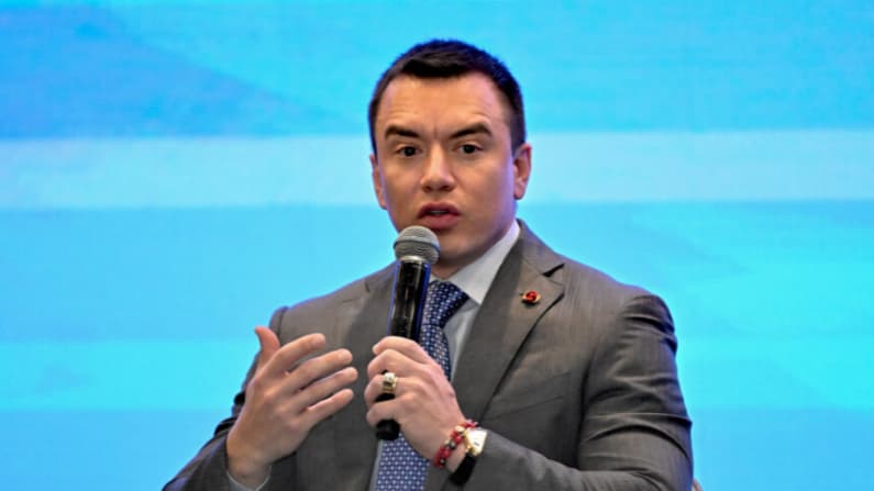 Ecuador expulsa al personal diplomático de Cuba y retira a su embajador de La Habana