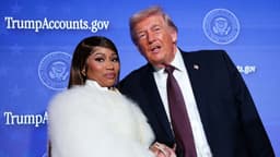 Nicki Minaj afirma que Trump le regaló una tarjeta Gold
