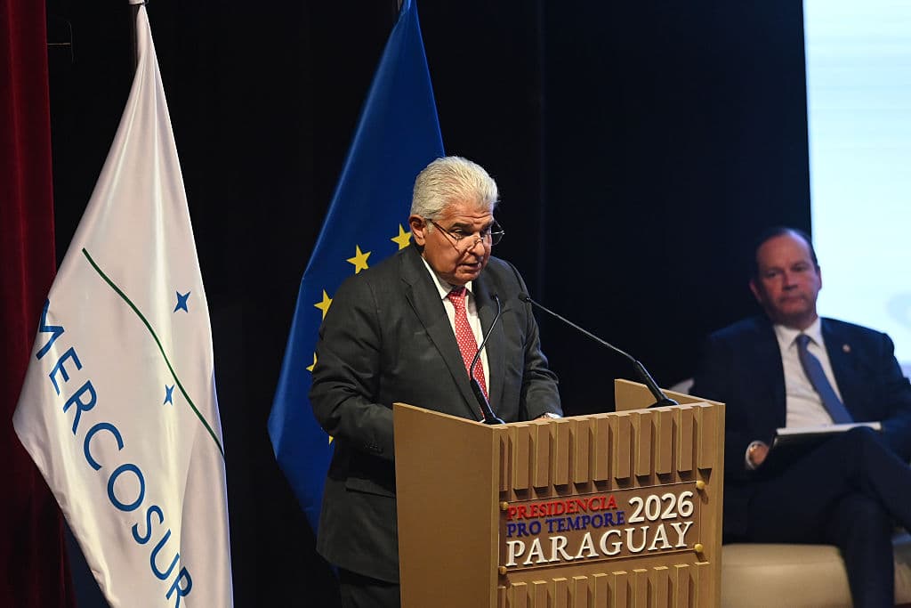Panamá denuncia amenazas de China por anulación de contrato, dice presidente Mulino